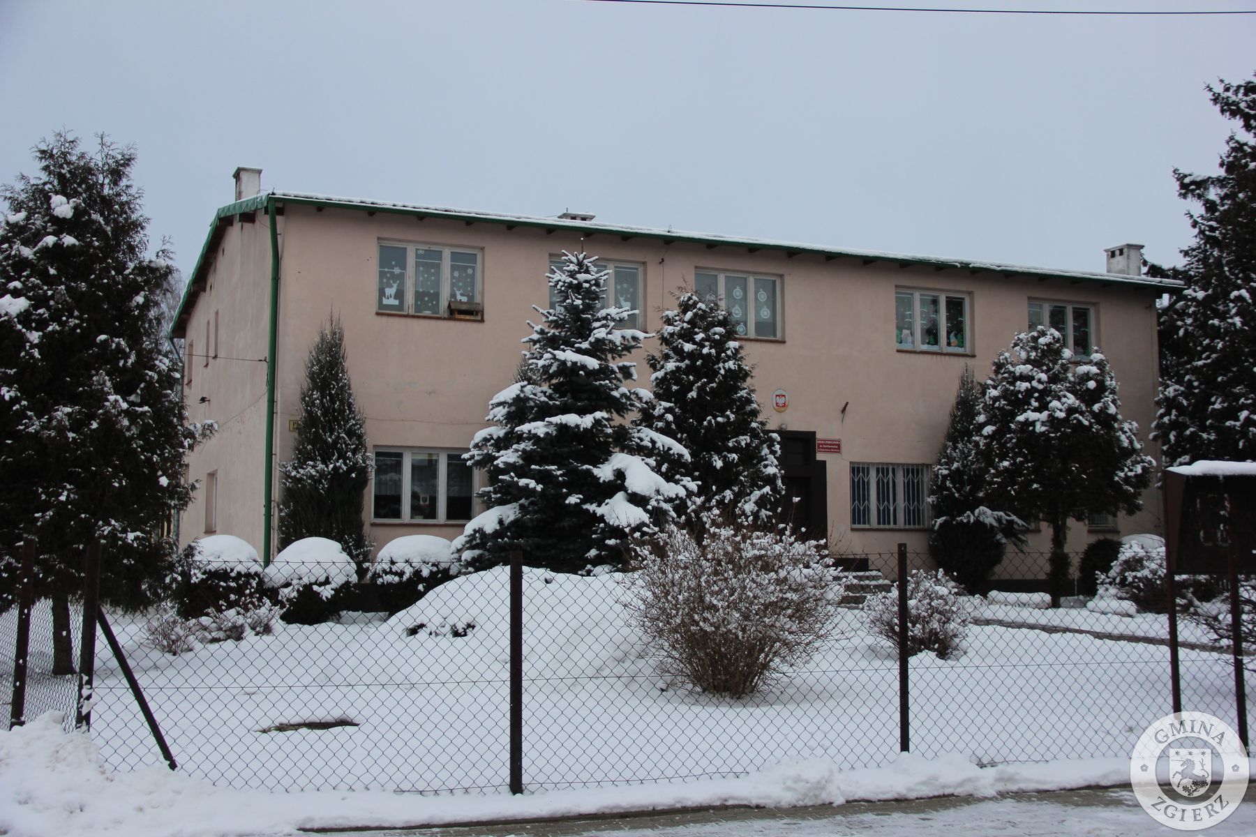 Szkoła Podstawowa w Dąbrówce Wielkiej